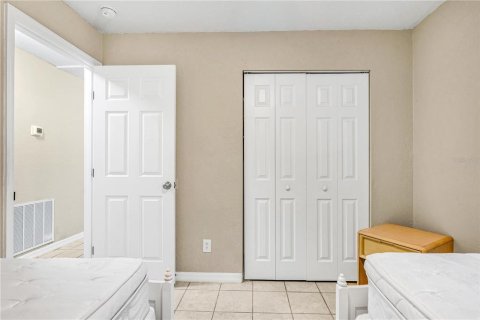 House in New Smyrna Beach, Florida 4 bedrooms, 114.64 sq.m. № 2141115 - photo 21