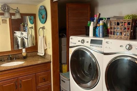 Casa en venta en Tampa, Florida, 3 dormitorios, 131.92 m2 № 2203937 - foto 12