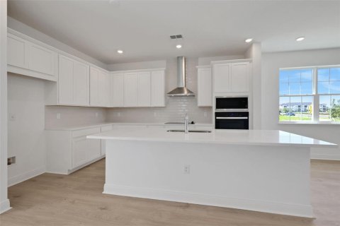 Casa en venta en Apopka, Florida, 4 dormitorios, 260.78 m2 № 1613024 - foto 11