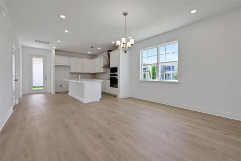 Casa en venta en Apopka, Florida, 4 dormitorios, 260.78 m2 № 1613024 - foto 10