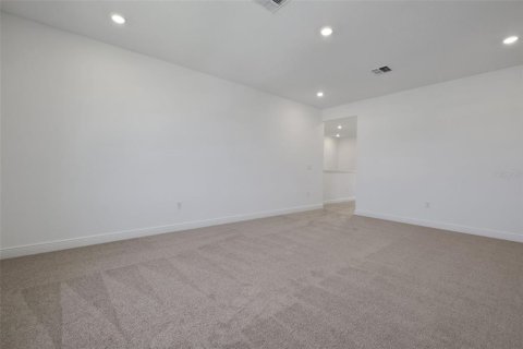 Casa en venta en Apopka, Florida, 4 dormitorios, 260.78 m2 № 1613024 - foto 19