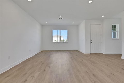 Casa en venta en Apopka, Florida, 4 dormitorios, 260.78 m2 № 1613024 - foto 16