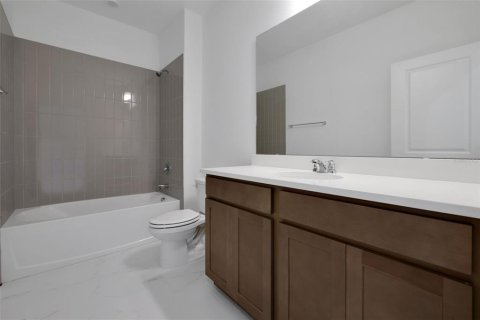 Casa en venta en Apopka, Florida, 4 dormitorios, 260.78 m2 № 1613024 - foto 21