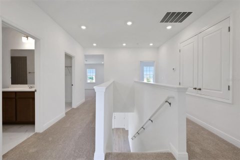Casa en venta en Apopka, Florida, 4 dormitorios, 260.78 m2 № 1613024 - foto 24