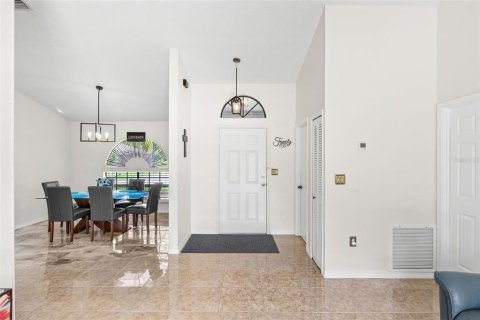 House in Palm Bay, Florida 3 bedrooms, 165.18 sq.m. № 1888429 - photo 8