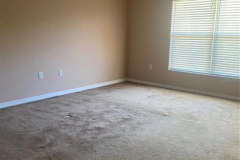 Casa en venta en Lakeland, Florida, 5 dormitorios, 239.5 m2 № 2102109 - foto 9