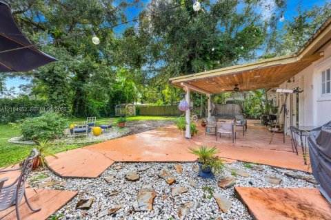 Villa ou maison à vendre à Miami, Floride: 4 chambres, 130.53 m2 № 2417460 - photo 19