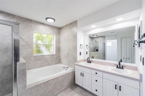 Villa ou maison à vendre à Zephyrhills, Floride: 3 chambres, 198.53 m2 № 1651710 - photo 30