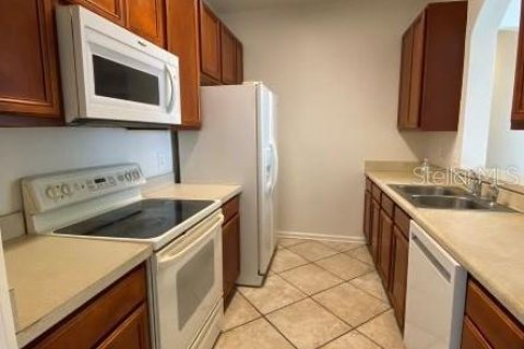 Condominio en alquiler en Orlando, Florida, 3 dormitorios, 130.81 m2 № 1799955 - foto 4