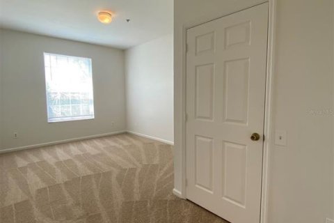 Condominio en alquiler en Orlando, Florida, 3 dormitorios, 130.81 m2 № 1799955 - foto 6