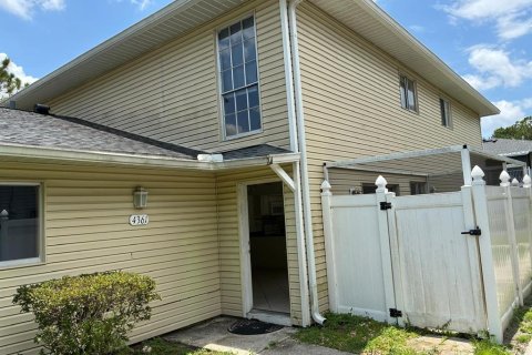 Condo in Orlando, Florida, 2 bedrooms № 2220863 - photo 3