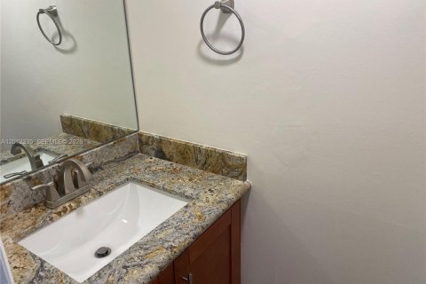 Condo in Miami, Florida, 3 bedrooms  № 2074802 - photo 6