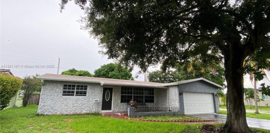 Villa ou maison à Hollywood, Floride 3 chambres, 206.71 m2 № 1922424