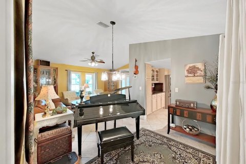 Villa ou maison à vendre à Palm Harbor, Floride: 4 chambres, 189.52 m2 № 2419352 - photo 21