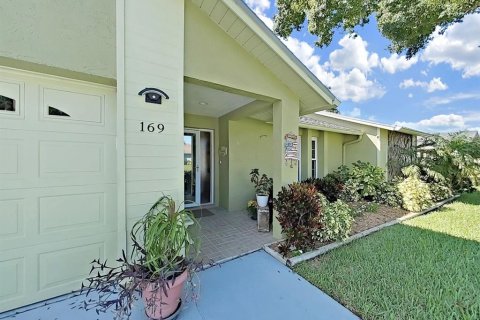 Villa ou maison à vendre à Palm Harbor, Floride: 4 chambres, 189.52 m2 № 2419352 - photo 13