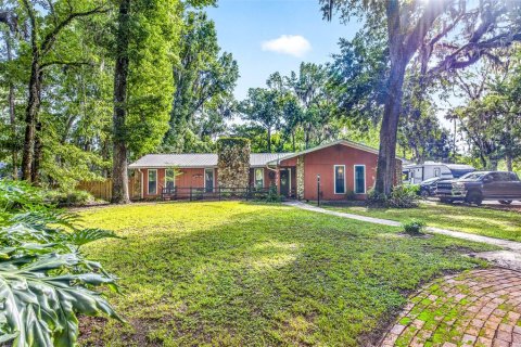 House in New Smyrna Beach, Florida 3 bedrooms, 186.27 sq.m. № 2289713