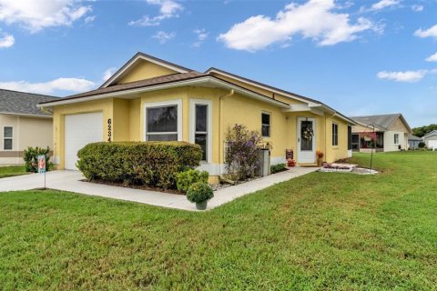 House in Lakeland, Florida 2 bedrooms, 101.91 sq.m. № 1919584 - photo 3