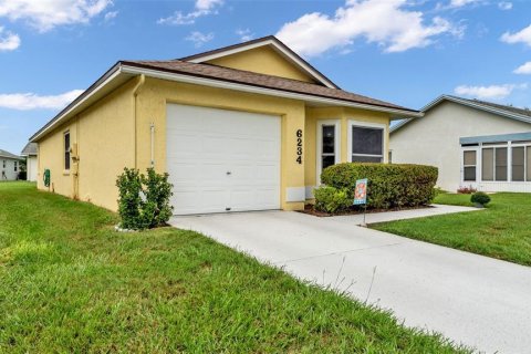 House in Lakeland, Florida 2 bedrooms, 101.91 sq.m. № 1919584 - photo 2