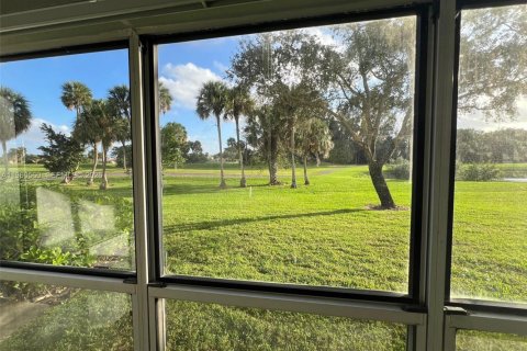 Condo in Margate, Florida, 1 bedroom  № 2024338 - photo 8