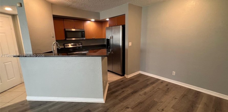 Condo in Margate, Florida, 1 bedroom  № 2024338
