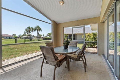House in Punta Gorda, Florida 3 bedrooms, 149.11 sq.m. № 1910005 - photo 25