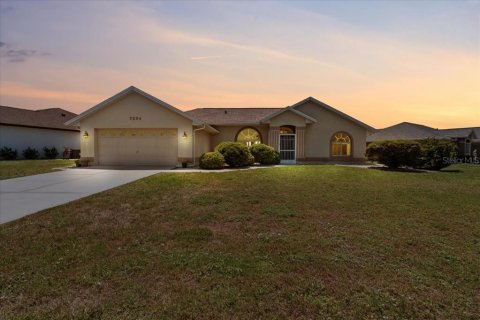 House in Punta Gorda, Florida 3 bedrooms, 149.11 sq.m. № 1910005 - photo 4