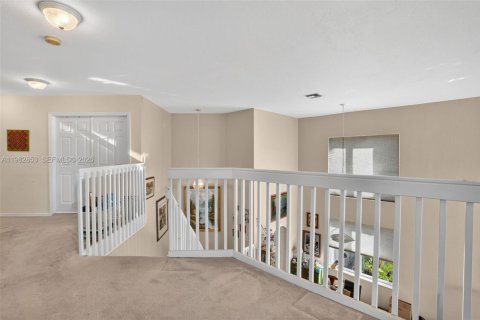 Купить виллу или дом в Уэстон, Флорида 4 спальни, 257.25м2, № 2049672 - фото 16