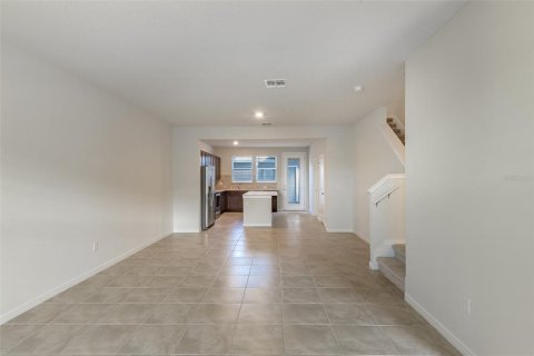 Adosado en alquiler en Orlando, Florida, 3 dormitorios, 139.63 m2 № 1829417 - foto 5