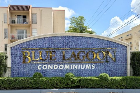 Copropriété à louer à Miami, Floride: 2 chambres, 85.66 m2 № 2043188 - photo 22