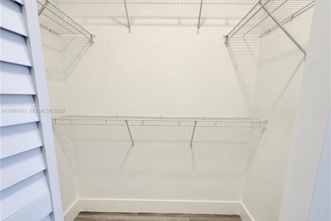 Copropriété à louer à Miami, Floride: 2 chambres, 85.66 m2 № 2043188 - photo 10