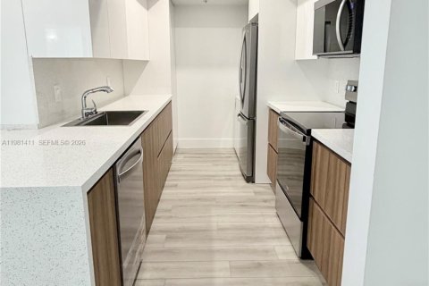 Copropriété à louer à Miami, Floride: 2 chambres, 85.66 m2 № 2043188 - photo 3