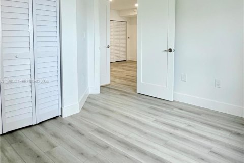 Copropriété à louer à Miami, Floride: 2 chambres, 85.66 m2 № 2043188 - photo 14
