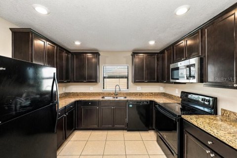 Villa ou maison à louer à Ruskin, Floride: 3 chambres, 151.34 m2 № 2433336 - photo 6
