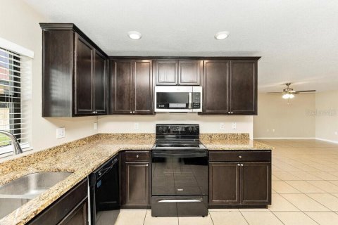 Villa ou maison à louer à Ruskin, Floride: 3 chambres, 151.34 m2 № 2433336 - photo 7