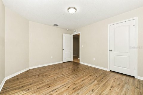 Villa ou maison à louer à Ruskin, Floride: 3 chambres, 151.34 m2 № 2433336 - photo 13