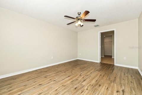 Villa ou maison à louer à Ruskin, Floride: 3 chambres, 151.34 m2 № 2433336 - photo 8