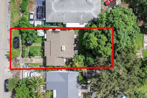 Villa ou maison à vendre à Miami, Floride: 2 chambres, 93.46 m2 № 1981285 - photo 3