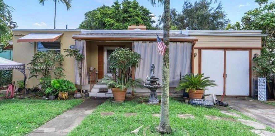 Villa ou maison à Miami, Floride 2 chambres, 93.46 m2 № 1981285