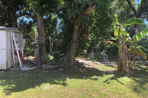 Villa ou maison à vendre à Miami, Floride: 2 chambres, 93.46 m2 № 1981285 - photo 8