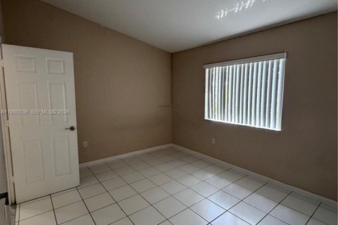 Copropriété à louer à West Palm Beach, Floride: 2 chambres, 80.17 m2 № 2043819 - photo 4