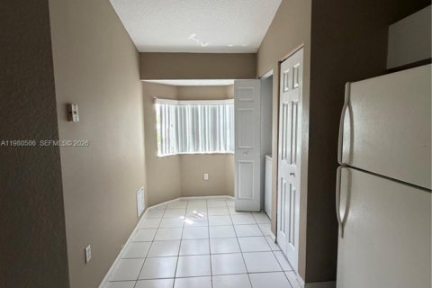Copropriété à louer à West Palm Beach, Floride: 2 chambres, 80.17 m2 № 2043819 - photo 13