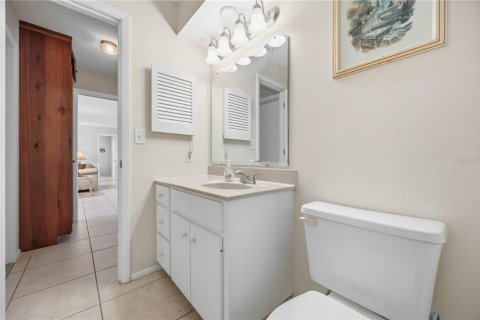 Villa ou maison à vendre à Venice, Floride: 2 chambres, 137.5 m2 № 2142410 - photo 27
