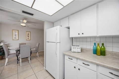 Villa ou maison à vendre à Venice, Floride: 2 chambres, 137.5 m2 № 2142410 - photo 18