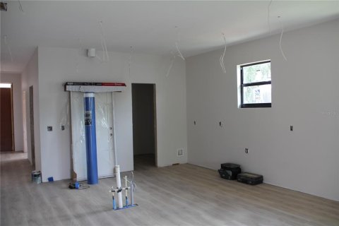House in Tampa, Florida 3 bedrooms, 190.73 sq.m. № 1881328 - photo 8