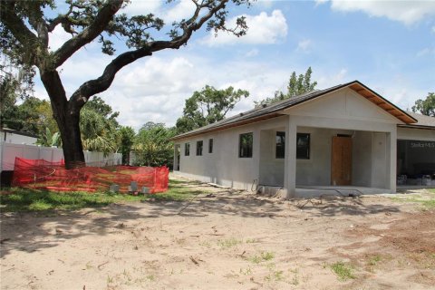 House in Tampa, Florida 3 bedrooms, 190.73 sq.m. № 1881328 - photo 4
