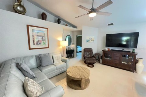 Villa ou maison à vendre à Merrit Island, Floride: 3 chambres, 152.73 m2 № 2339383 - photo 5