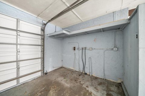 Condo in Indian Rocks Beach, Florida, 2 bedrooms  № 2125551 - photo 25