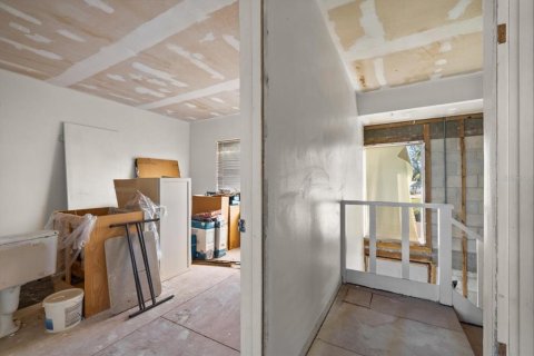 Condo in Indian Rocks Beach, Florida, 2 bedrooms  № 2125551 - photo 17
