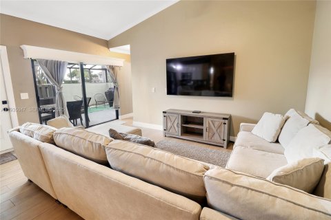 Купить таунхаус в Бойнтон-Бич, Флорида 2 спальни, 104.52м2, № 1993448 - фото 11