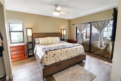 Купить таунхаус в Бойнтон-Бич, Флорида 2 спальни, 104.52м2, № 1993448 - фото 15